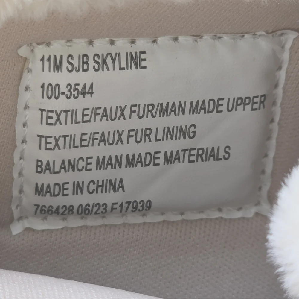 St. John's Bay Cream and Blue Winter Duck Boots Size 11